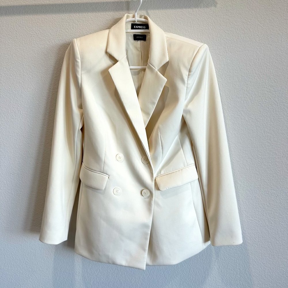Express Cream Supersoft Double Knit Oversized Boyfriend Blazer Jacket